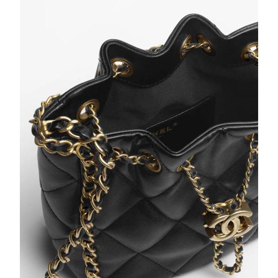 2024/25 Fall/Winter Preview Collection Small Bucket Bag