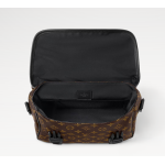 LV TRAIL MESSENGER BAG