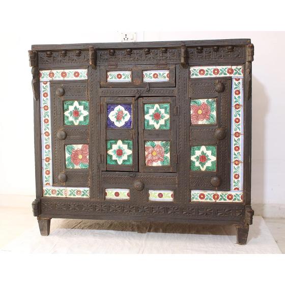 THE D.N.A. GROUP Antique Indian Wooden Damchiya Storage Box for Home and Table Décor