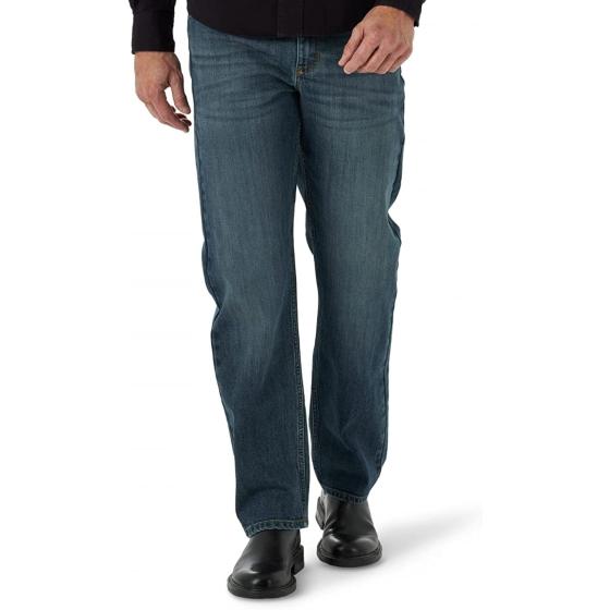 Wrangler Men's Free-to-Stretch Relaxed Fit Jean