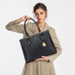 LOVEVOOK Purses for Women， Quilted Womens Handbags with Vegan Leather， Shoulder Tote Purse Cross Body Bag Purses with Tassel