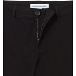 Amazon Essentials Women's 5" Inseam Chino Short (Available in Straight and Curvy Fits)