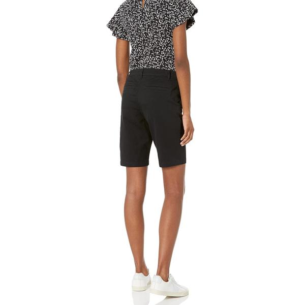 Amazon Essentials Women's Mid-Rise Slim-Fit 10 Inch Inseam Bermuda Khaki Short