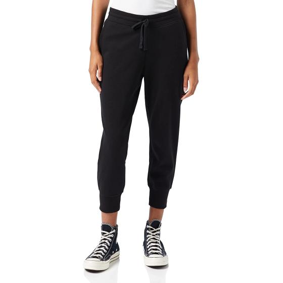 Amazon Essentials Women's French Terry Fleece Capri Jogger Sweatpant (Available in Plus Size)