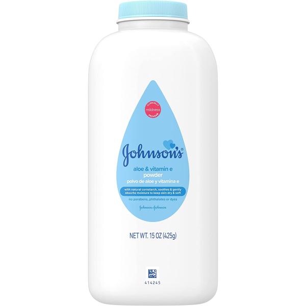 Johnson's Baby Powder, Naturally Derived Cornstarch with Aloe & Vitamin E for Delicate Skin, Hypoallergenic and Free of Parabens, Phthalates, and Dyes for Gentle Baby Skin Care, 15 oz (Pack of 2)