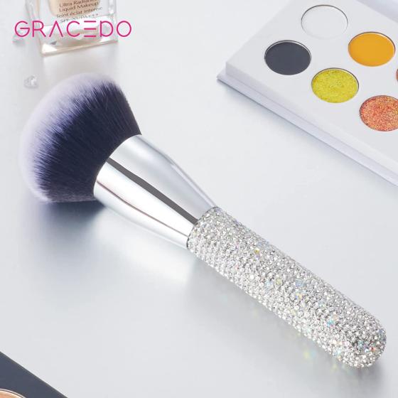 Bling Powder Makeup Brush with Diamond Rhinestones Handle, Large Finishing Mineral Powder Brush for Full Face, Vegan Face Foundation Brush for Bronzer Contouring, Loose, Mineral, Compact, Translucent Powders