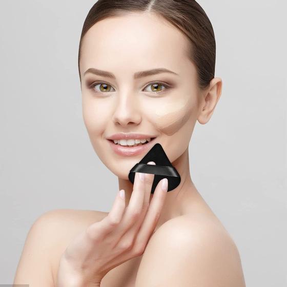 Pimoys 4 Pieces Powder Puff Face Makeup Sponge Triangle Powder Puff for Loose Powder Body Powder, Cosmetic Foundation Sponge Velour Setting Powder Puff Beauty Wet Dry Makeup Tool, Black and White