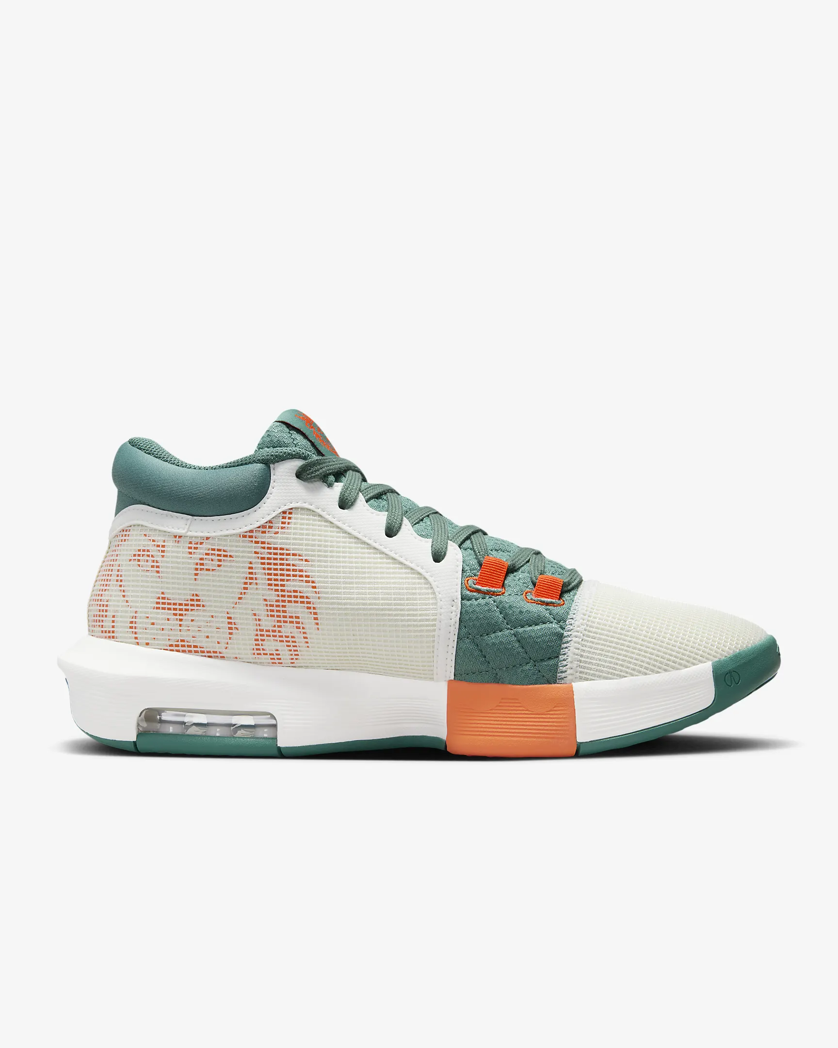 LeBron Witness 8 Basketball Shoes